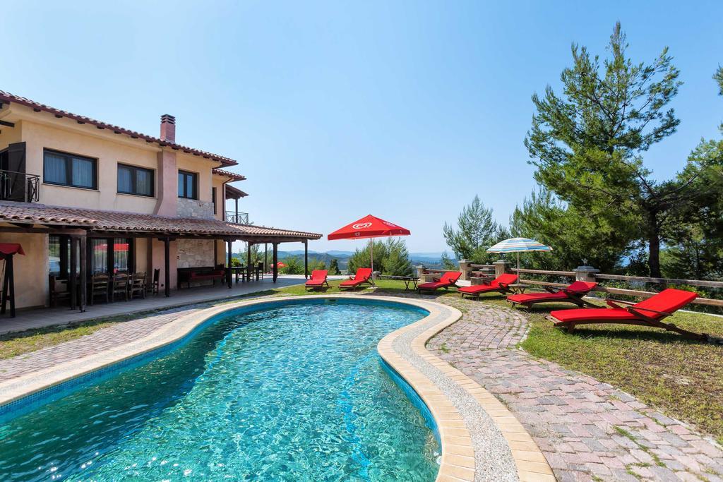 Akritas Ef Zin Villas & Suites ปัลลูรี ภายนอก รูปภาพ